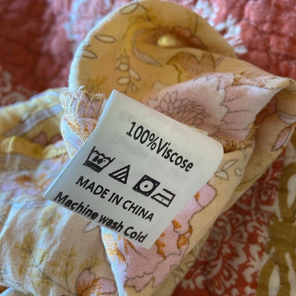 Boho Short Sleeve Top - Picture 5 of 5